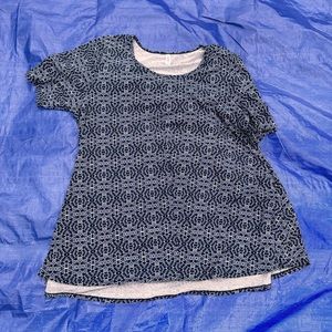 3XL LuLaRoe Tshirt dark blue pattern